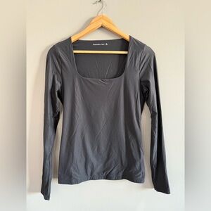 Abercrombie & Fitch Top